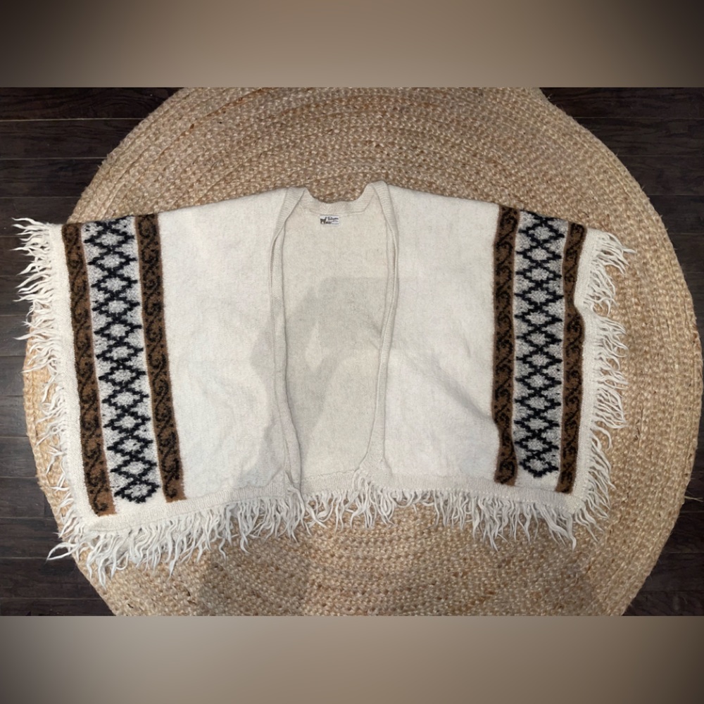 Fotrama 100 percent Alpaca wool Made in Bolivia  One Size